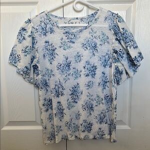 LOFT Women's Blue Floral Top
